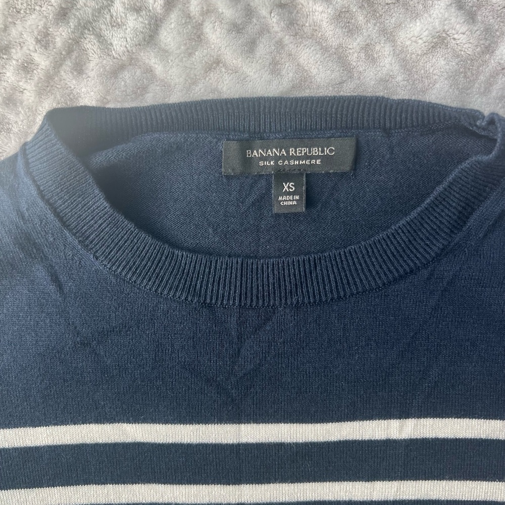 Banana Republic Silk Cashmere Sweater Size XS - Picture 4 of 8